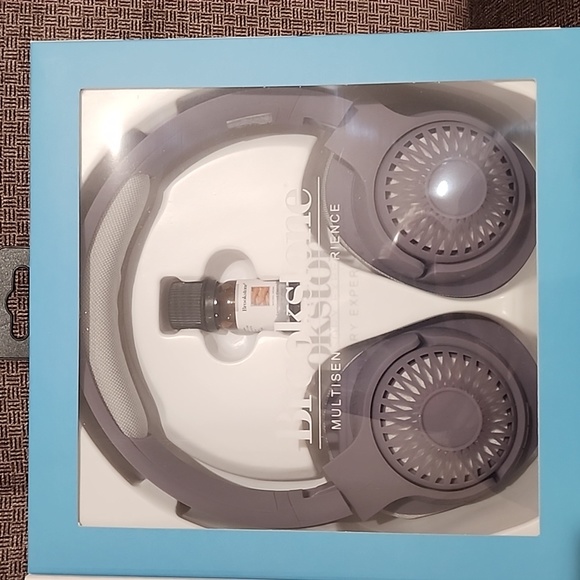 BROOKSTONE wireless bluetooth headphones USB built in microphone mic with aroma - Picture 2 of 6